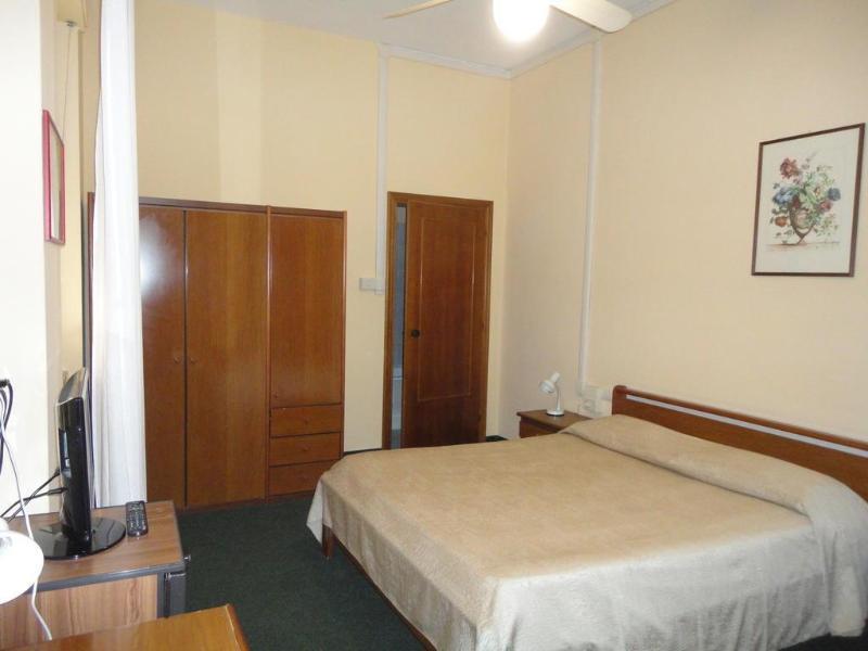 Giappone Inn Parking Hotel Livorno Exteriör bild