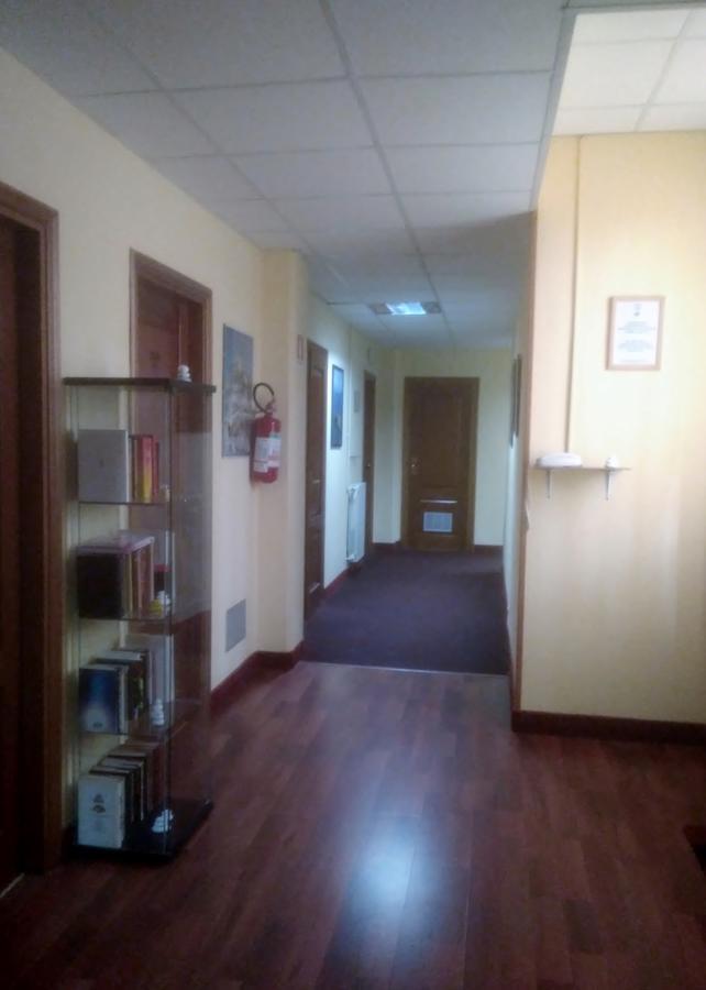 Giappone Inn Parking Hotel Livorno Exteriör bild